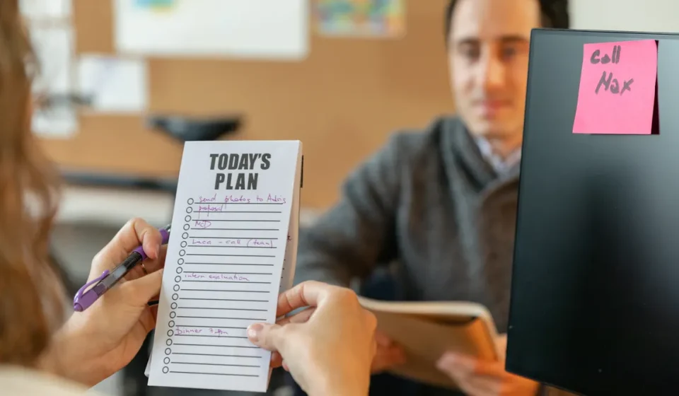 Checklist and sticky note suggesting a care plan list